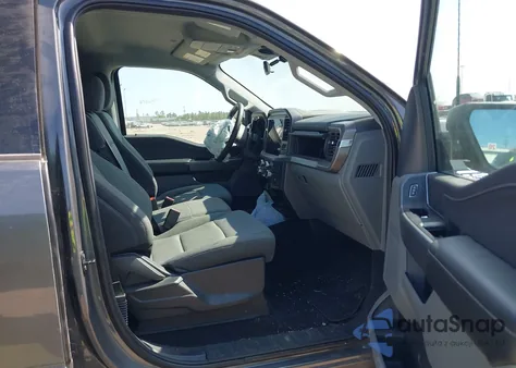 2025 Ford F-150 Xlt z USA, uszkodzony, nr VIN 1FTEW3K81SKE77939